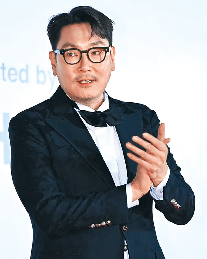 趙震雄被指涉強盜強姦的黑歷史後，在壓力下終宣布結束演藝生涯。