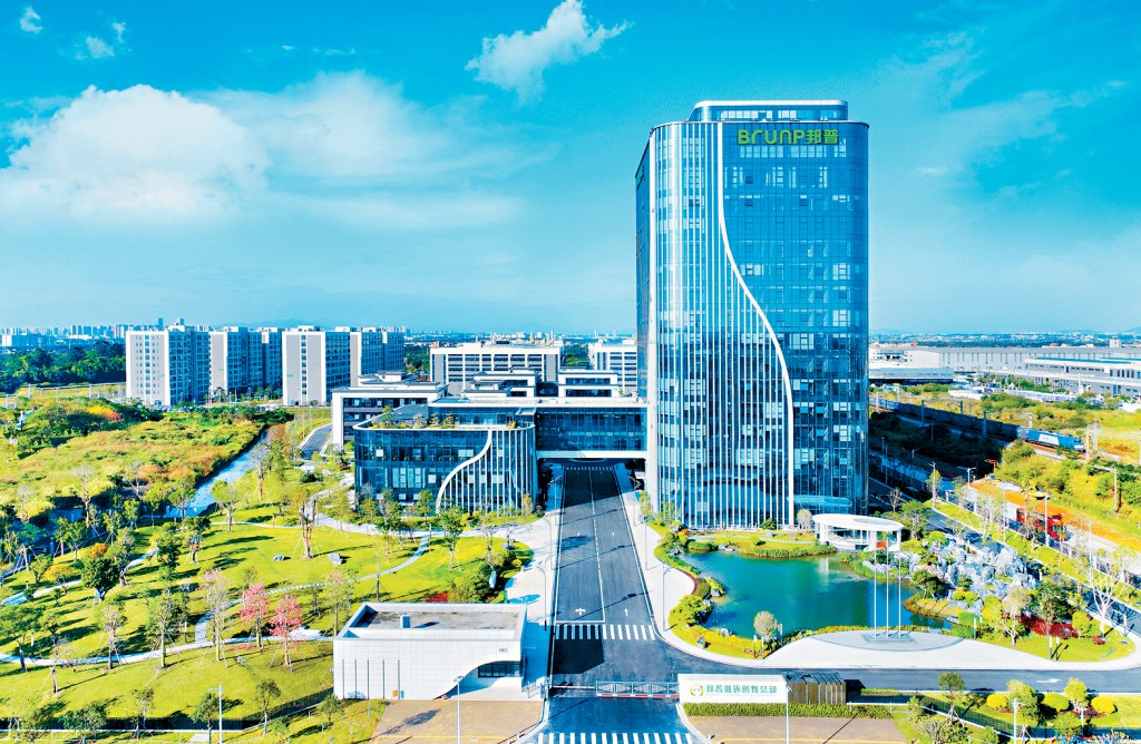 寧德時代聚焦電池的設計與製造,邦普循環負責電池的回收與再生,將共同構建起「製造-回收-再生」的完整循環生態。