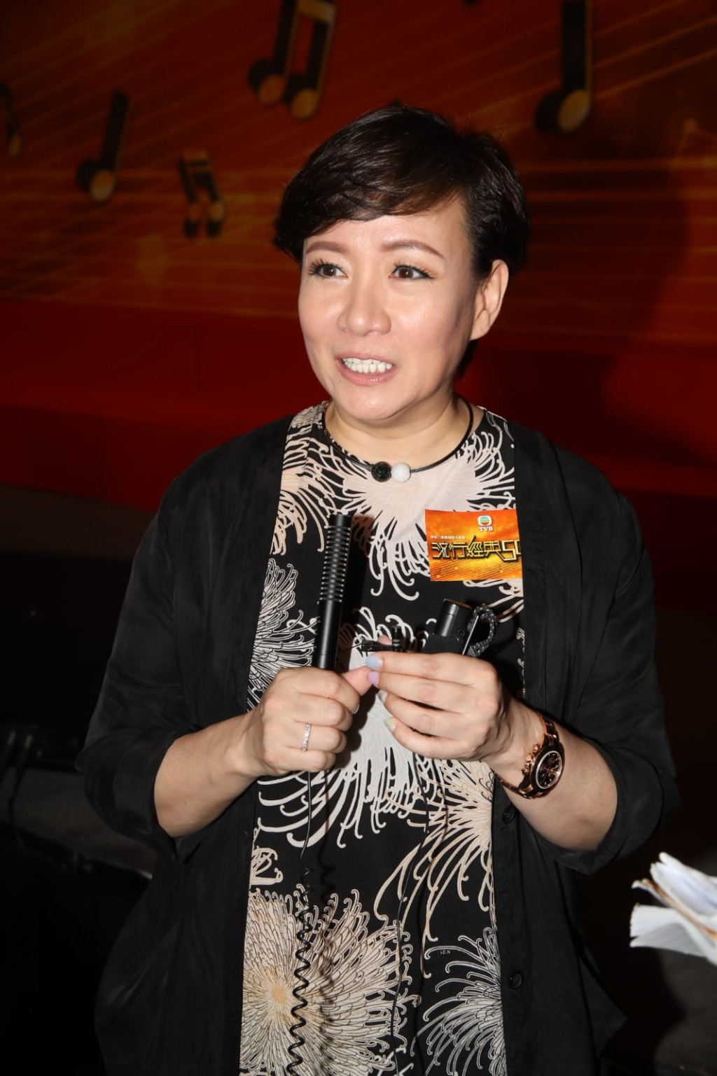 娥姐透露即將為舞台劇《謀殺啟事》踩台綵排,更會跟陳煥仁合唱。