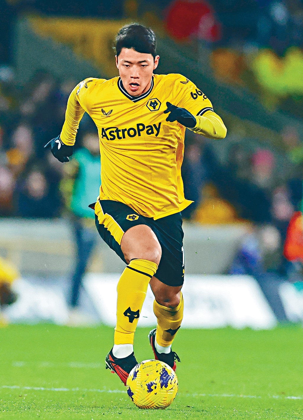 狼隊前鋒 黃喜燦