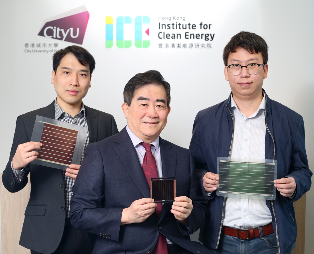 任廣禹教授（中）首創高效能且無毒素的鈣鈦礦太陽能電池。城大提供