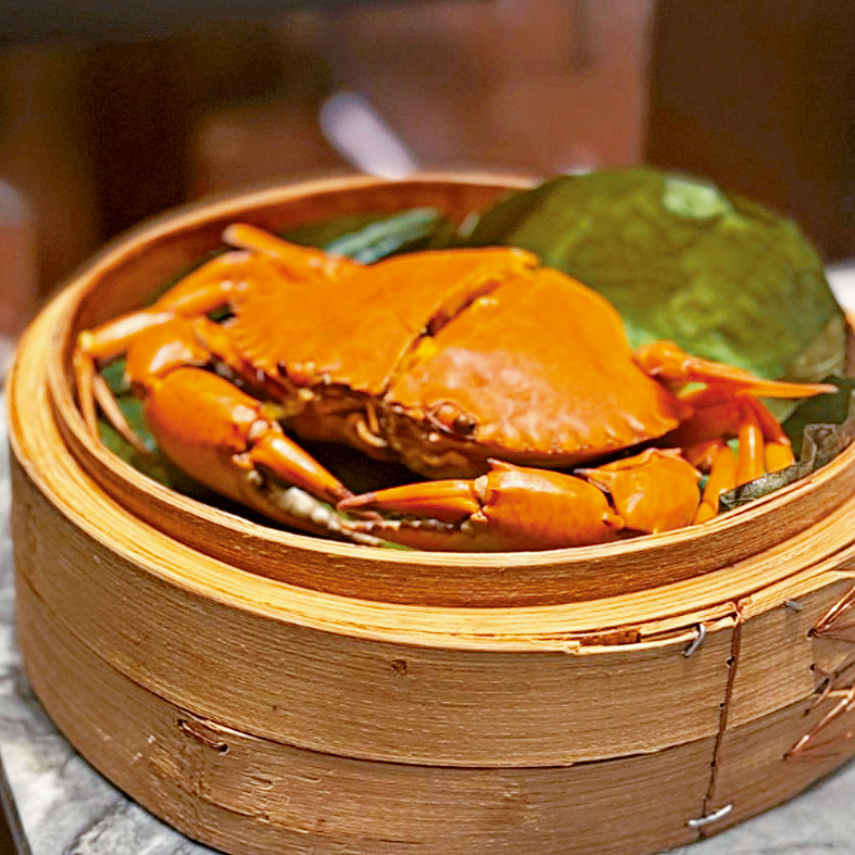 黃油蟹肉質鮮嫰,與濃郁的蟹膏完美融合,是大自然饋贈的夏日珍饈。