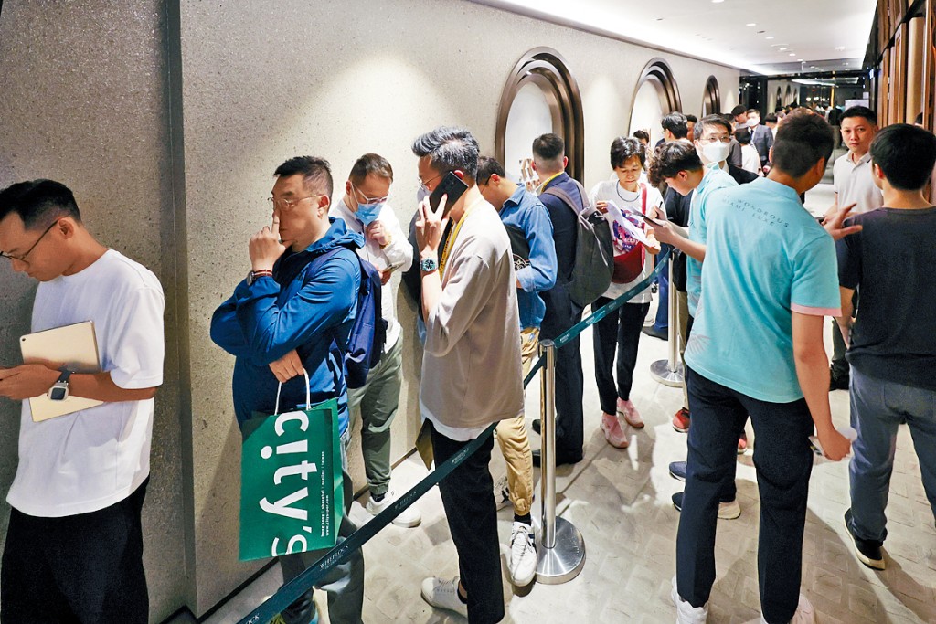 MIAMI QUAY I昨首次以現樓發售，即日售出13伙。