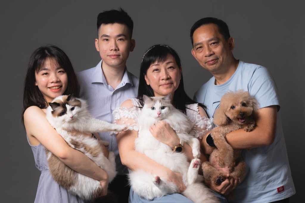 见习督察莫竣稀 Justin 的父母均是警务人员。受访者提供