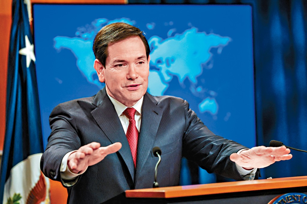 美國國務卿魯比奧19日出席年終記者會。