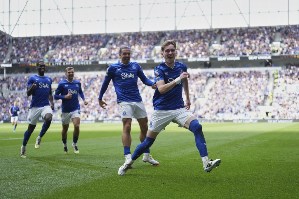 占士加拿今季的表現突飛猛進，已成為愛華頓中場的定海神針。美聯社