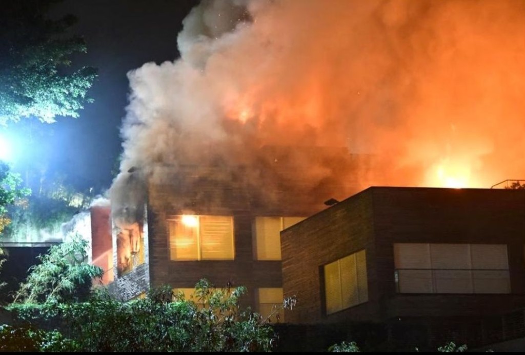 林青霞位于飞鹅山安达臣道9号独立屋，2022年7月凌晨发生火警。
