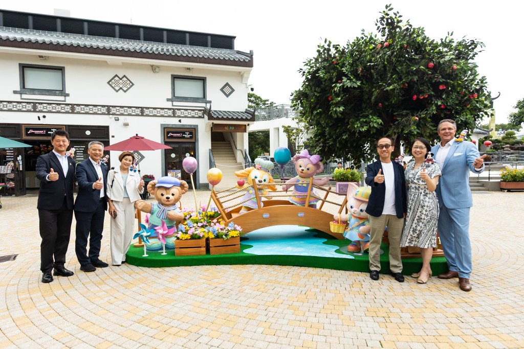 昂坪360 將與香港迪士尼,由6月21日起至8月31日舉行「香港迪士尼樂園20 周年預熱派對@昂坪 360」,慶祝香港迪士尼 20 周年! 昂坪360 將與香港迪士尼,由6月21日起至8月31日舉行「香港迪士尼樂園20 周年預熱派對@昂坪 360」,慶祝香港迪士尼 20 周年!