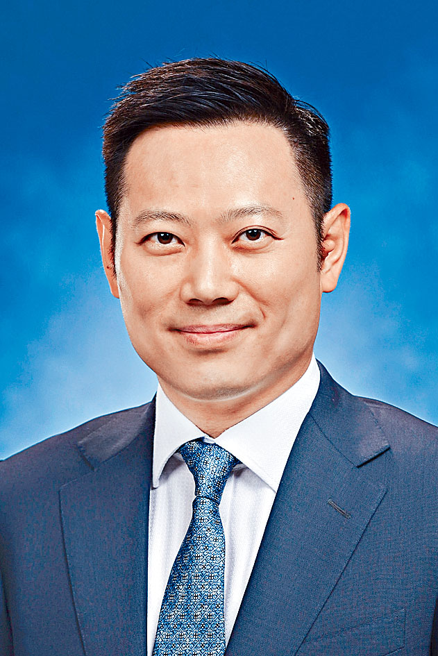 民政事務局局長徐英偉