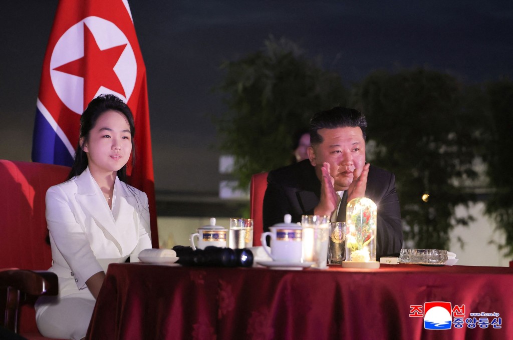 金正恩父女近來公開亮相次數明顯增加。法新社 金正恩父女近來公開亮相次數明顯增加。法新社