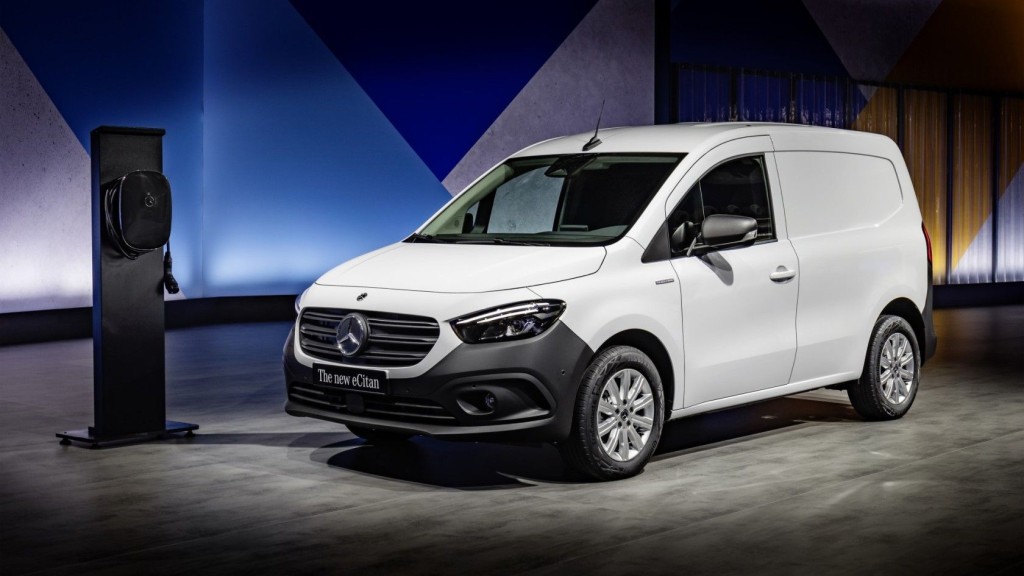 Benz提供eCitan電動版,應付短途貨運既環保又可以減輕營運開銷。