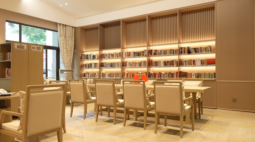 養老院圖書室。 養老院圖書室。