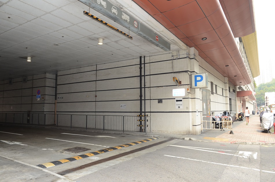 油美苑風化案現場