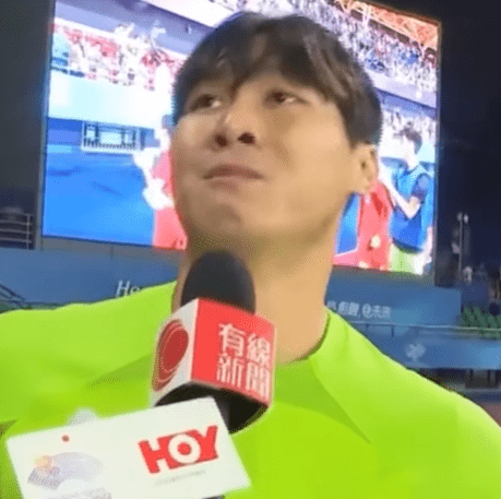 謝家榮(圖)於季軍戰賽後訪問中,就未能將獎牌帶回香港而落淚道歉。網圖 謝家榮(圖)於季軍戰賽後訪問中,就未能將獎牌帶回香港而落淚道歉。網圖