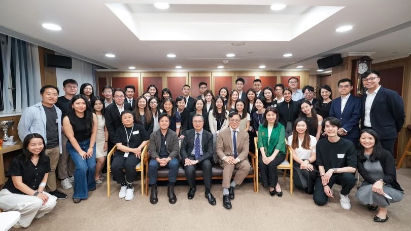 律政司辦迎新交流會，林定國分享經驗。林定國FB