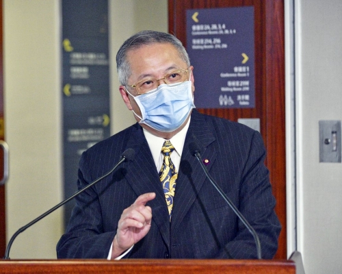 張宇人認為應強制小學及幼稚園教職員接種疫苗。資料圖片