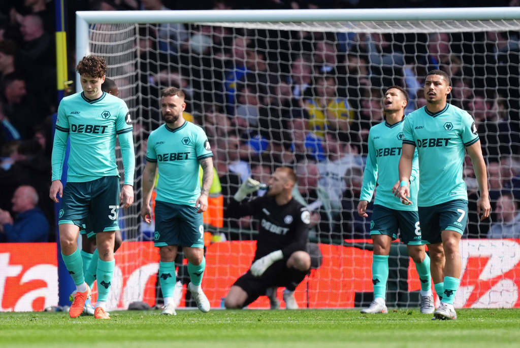 狼队来季英冠见。美联社