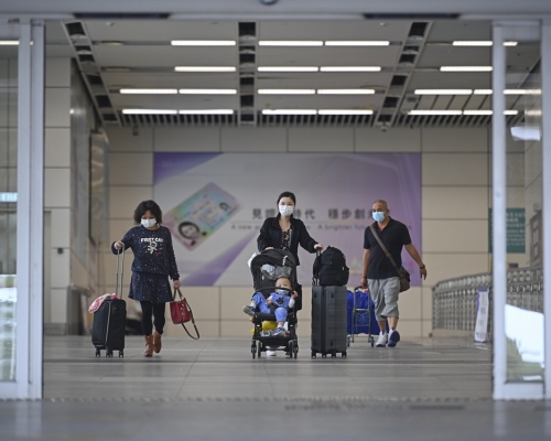 深圳市政府重新實施檢疫「14+7」政策。資料圖片