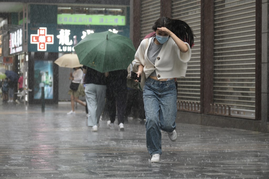 本港10月录得总雨量逾540毫米。资料图片
