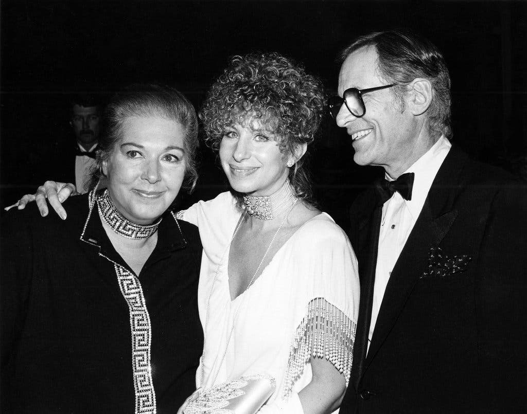 Marilyn及丈夫Alan於1983年有份出席芭芭拉主演的《恩桃》首映。