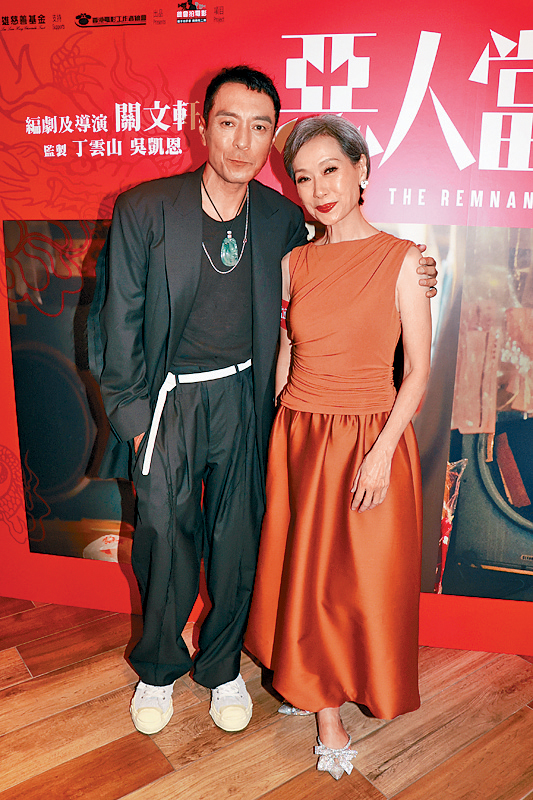 姜皓文自薦同葉童演舞台劇。