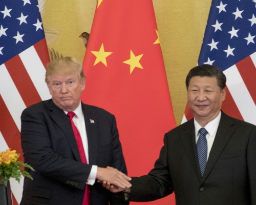 美國總統特朗普(左)、中國國家主席習近平(右)。
