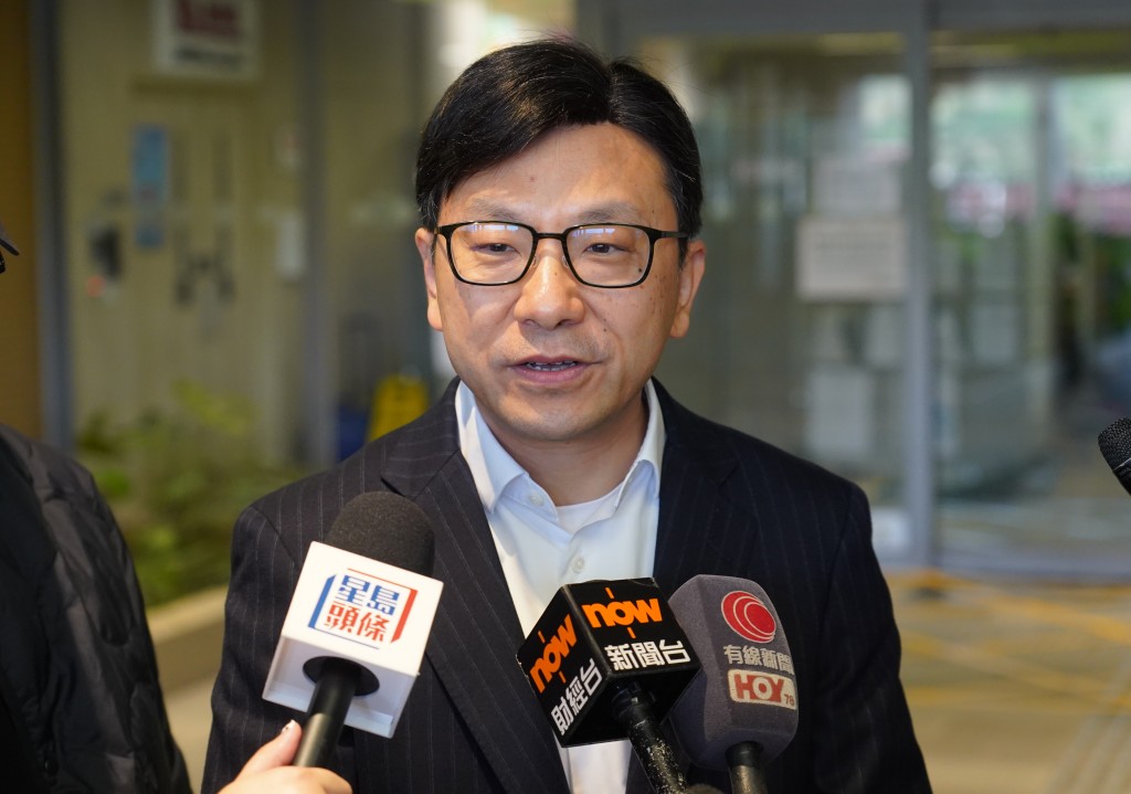 孫玉菡視察結束見記者時表示,票站整體運作流暢。 孫玉菡視察結束見記者時表示,票站整體運作流暢。