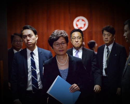 林鄭稱幸好多答一條問題,令大會有更多火花。