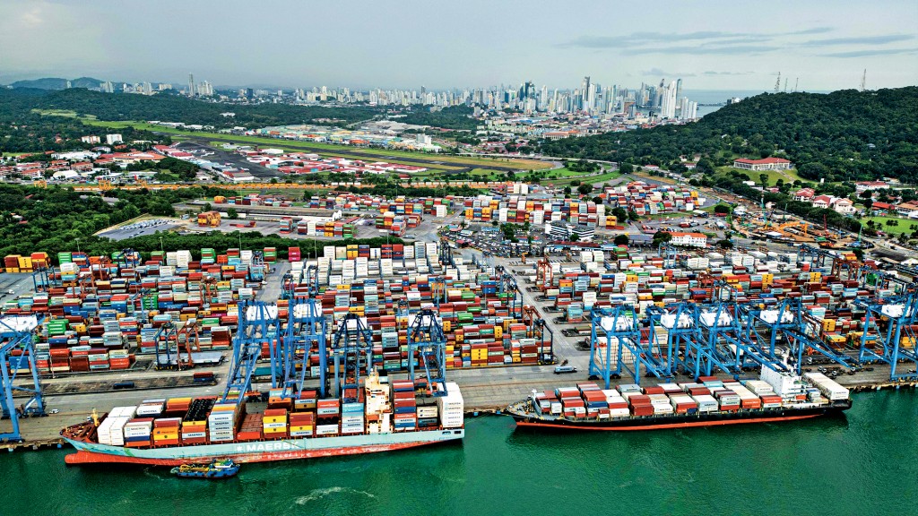 長和在巴拿馬營運兩個碼頭業務，昨日被巴拿馬最高法院裁定其經營合約違憲。