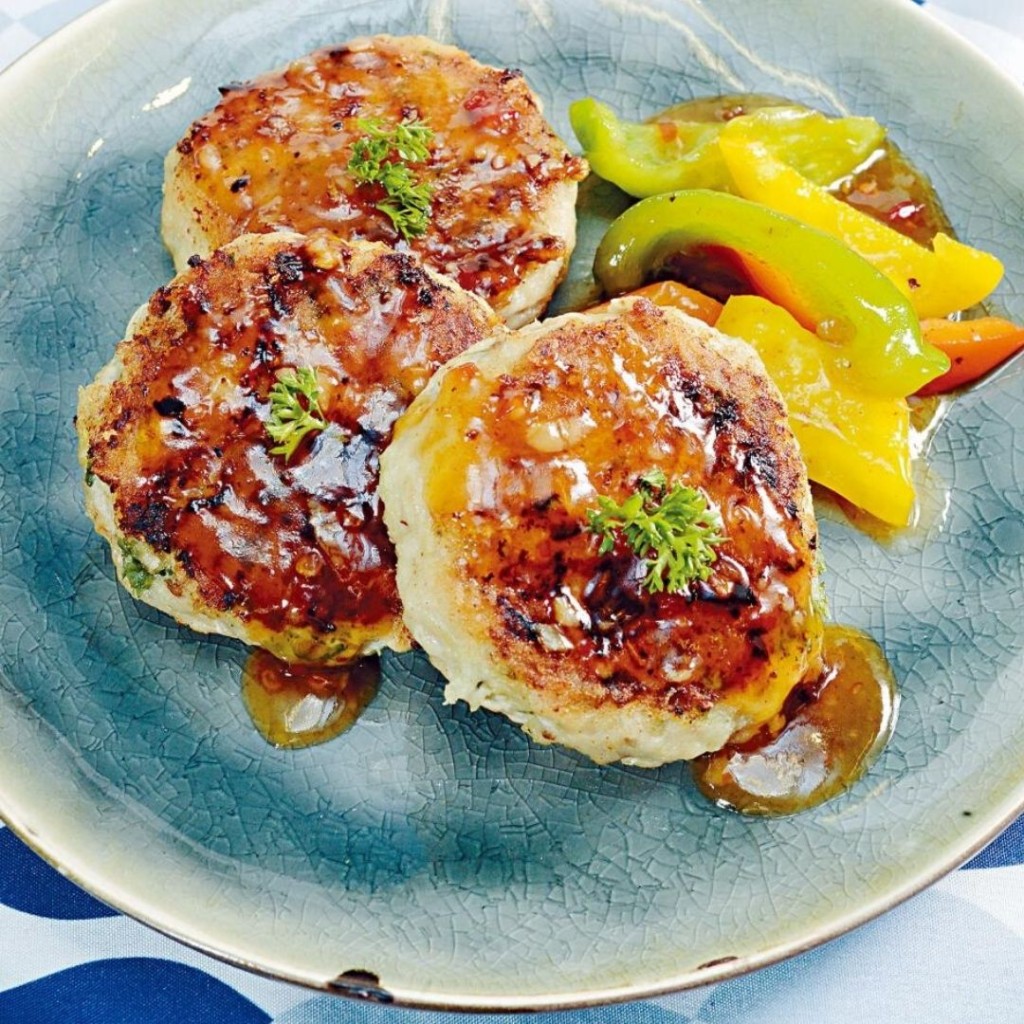 香茅雞肉餅配泰式甜醬