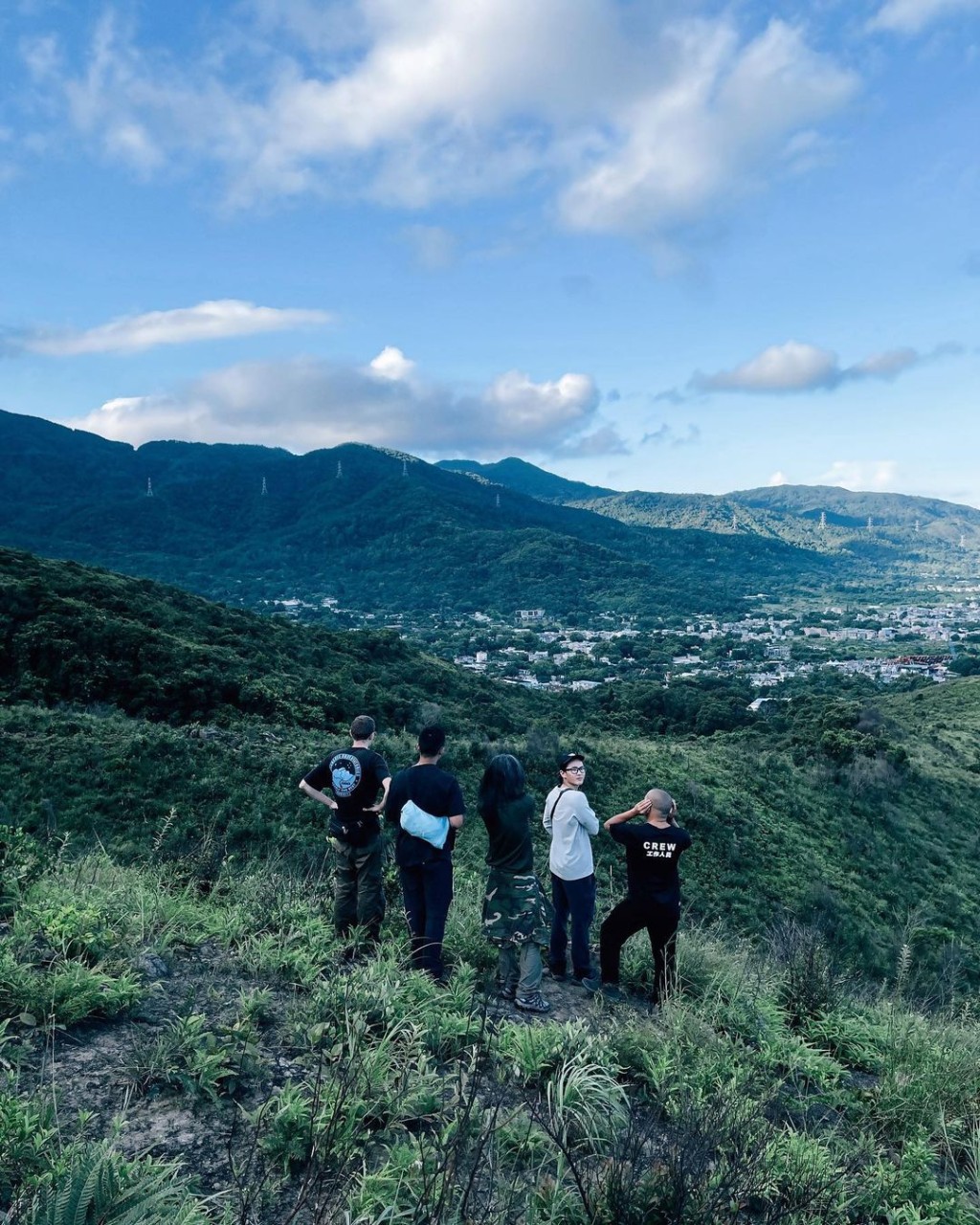 一樣好多上山下海場面。