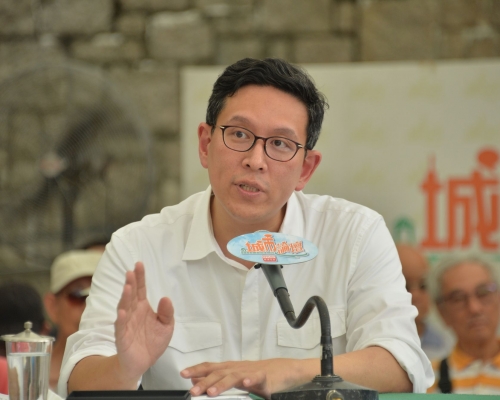 鄭承隆指,當時警員使用槍械是合理及合法。資料圖片