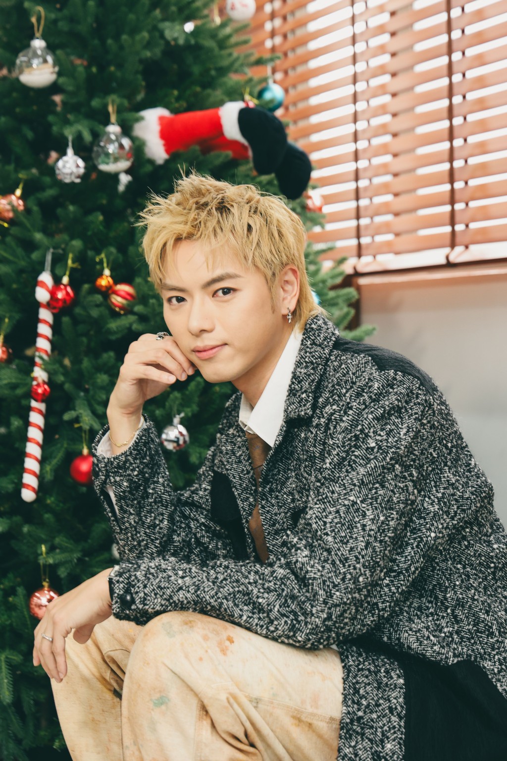 193一直希望模仿偶像陈冠希，创作叛逆的「曳歌」。