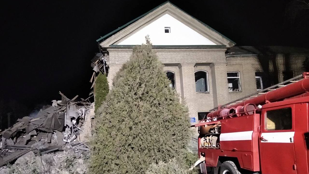 札波羅熱州維利尼揚斯克市一間婦幼醫院造到俄軍轟炸。AP