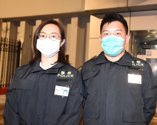 油尖警區刑事調查隊第七隊主管陳嘉寶督察(左)。