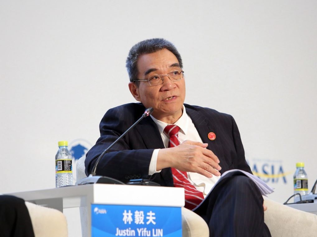  林毅夫認為中國不會出現當年日本經濟泡抹爆破的情況。新華社
