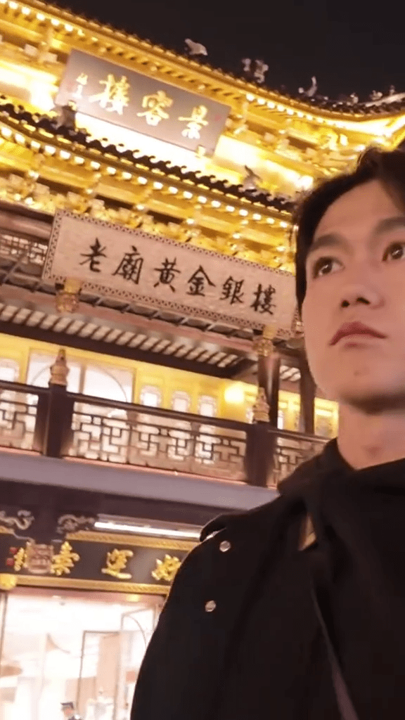 日本马拉松名将大迫杰抵沪,知名景点游览。 日本马拉松名将大迫杰抵沪,知名景点游览。