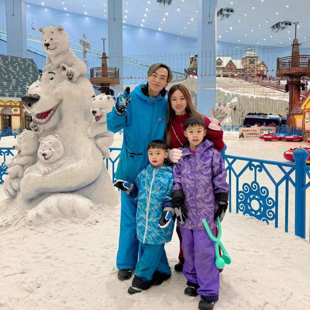 顏志恒的囝囝常說「想玩雪」，所以第二日的行程就是去廣州融創樂園，暢玩熱雪奇蹟。