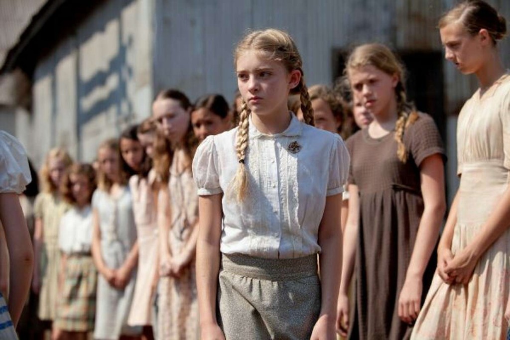22岁的Willow Shields曾于电影《饥饿游戏》（The Hunger Games）中饰演珍妮花罗伦丝（Jennifer Lawrence）细妹。