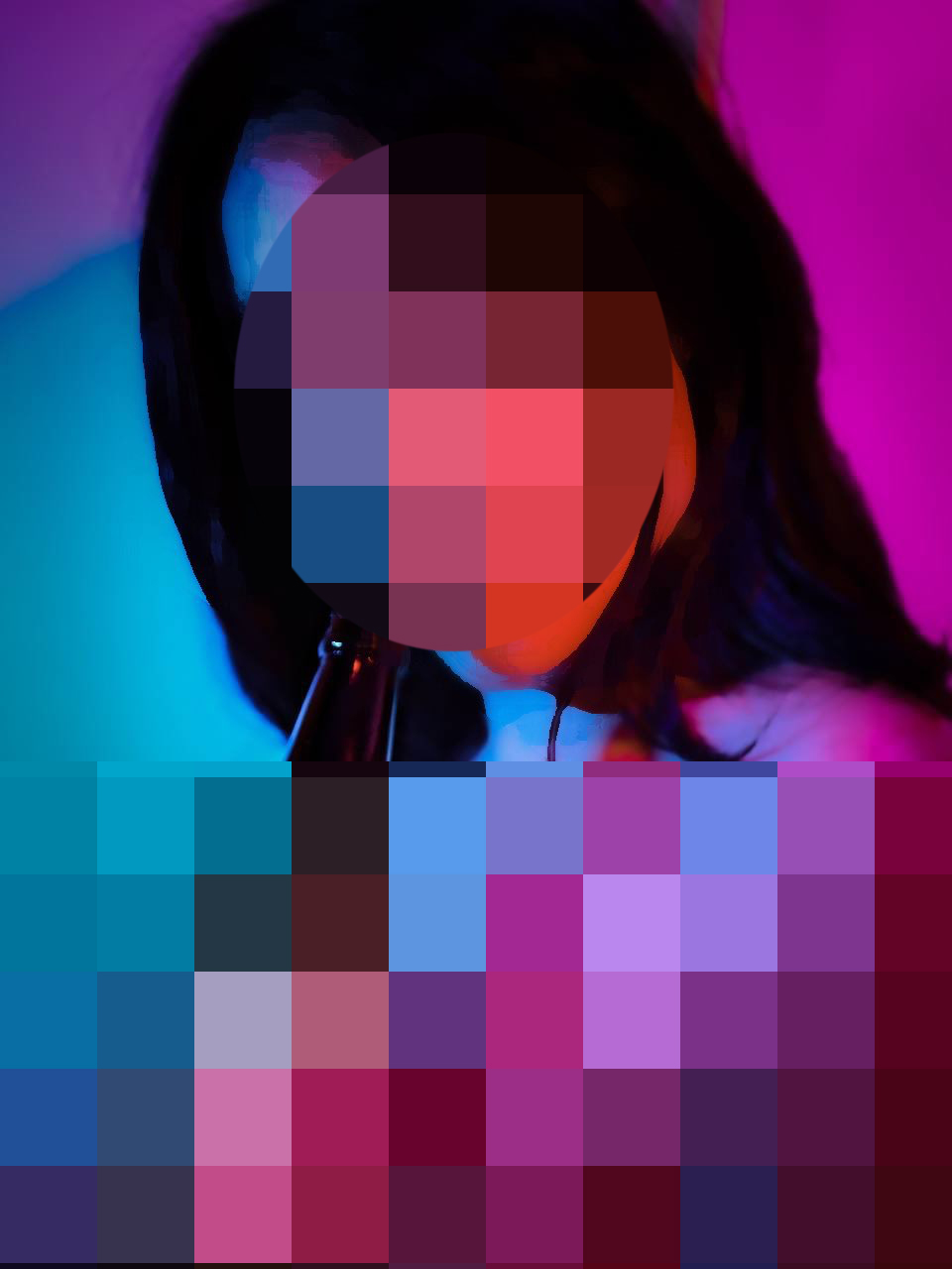 香港AV片内容尺度大胆，参演的女主角在网上发布不少性感照。