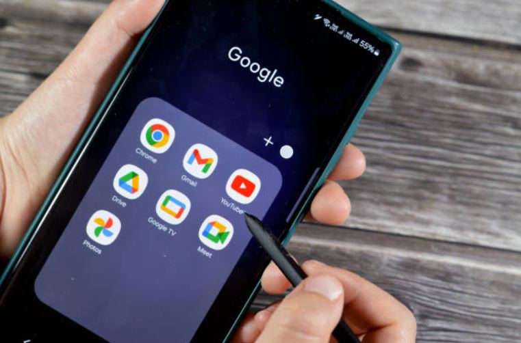 Google 官方曾再三強調，絕對不會在未經用戶許可下，透過手機或瀏覽器偷聽日常對話。