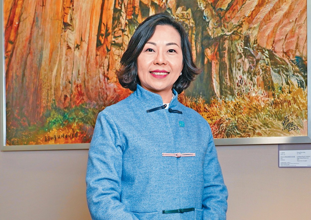 民青局局长麦美娟冀透过峰会将「她力量」和「家力量」融会贯通，持续提高香港女性在不同领域的参与度。