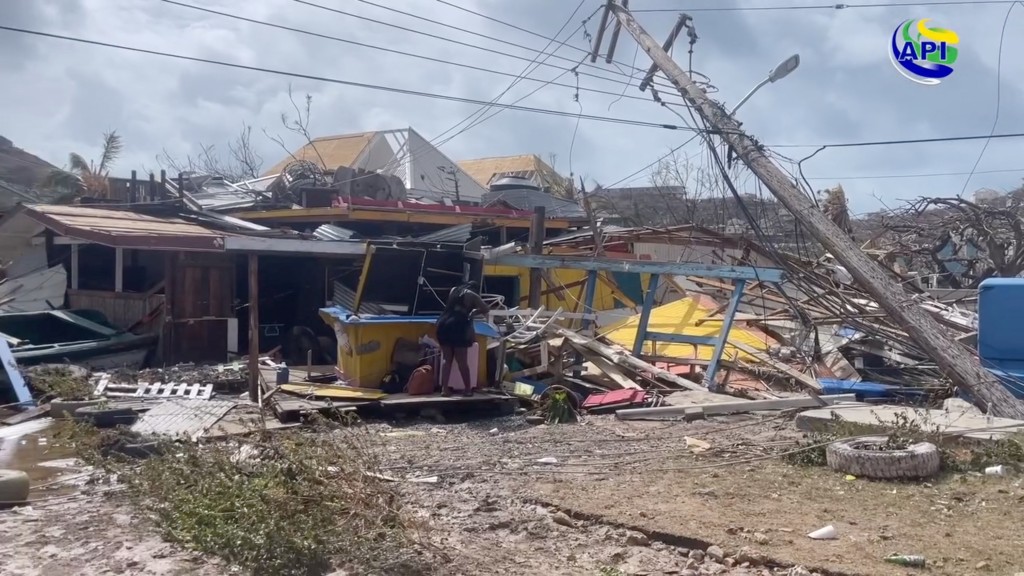 飓风“贝里尔”（Beryl）重创加勒比海多国，联合岛建筑物严重受损。 路透社