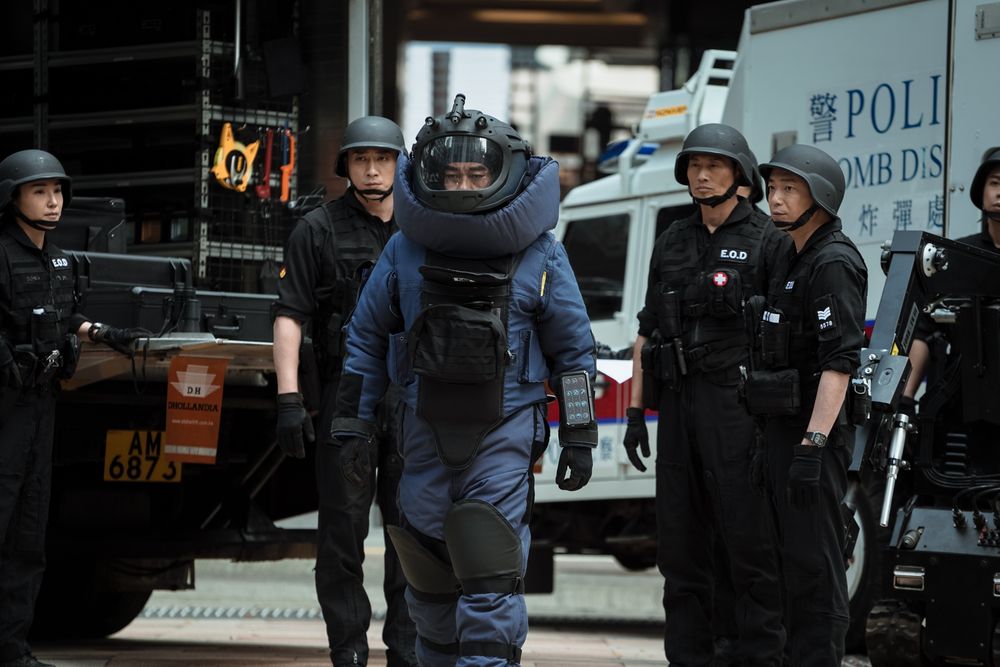 拍攝當日非常大陣仗,出動近百名台前幕後工作人員,封鎖整個露天公園。