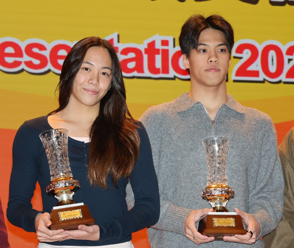 文薈喬及麥世霆齊奪「最進步男女泳員」獎。徐嘉華攝 文薈喬及麥世霆齊奪「最進步男女泳員」獎。徐嘉華攝