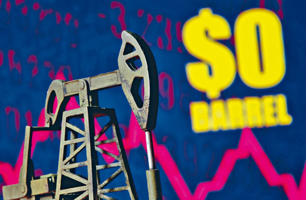 油價歷史性暴跌，惟F三星原油期其後增發規模幾何級上升。