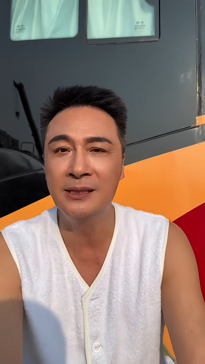 吳鎮宇的左眼未知是否受傷。 吳鎮宇的左眼未知是否受傷。