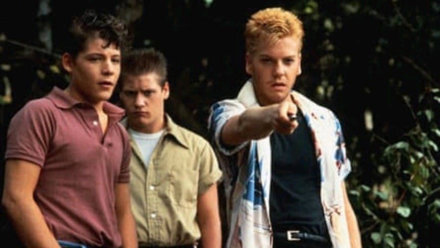 基夫曾參演已故名導洛連納的1986年名作《伴我同行》。