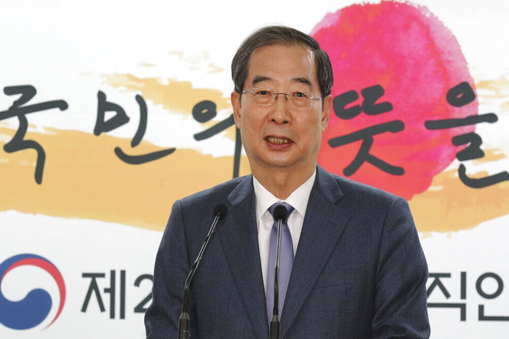 韩惪洙表示，是否在2月底恢复发给中国公民短期签证仍须慎重考量。AP
