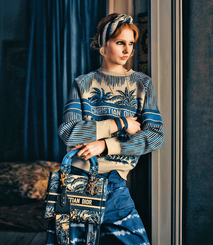 Dior Palms圖案彈性Cashmere羊毛針織上衣、中型號Lady D-Lite Bag。